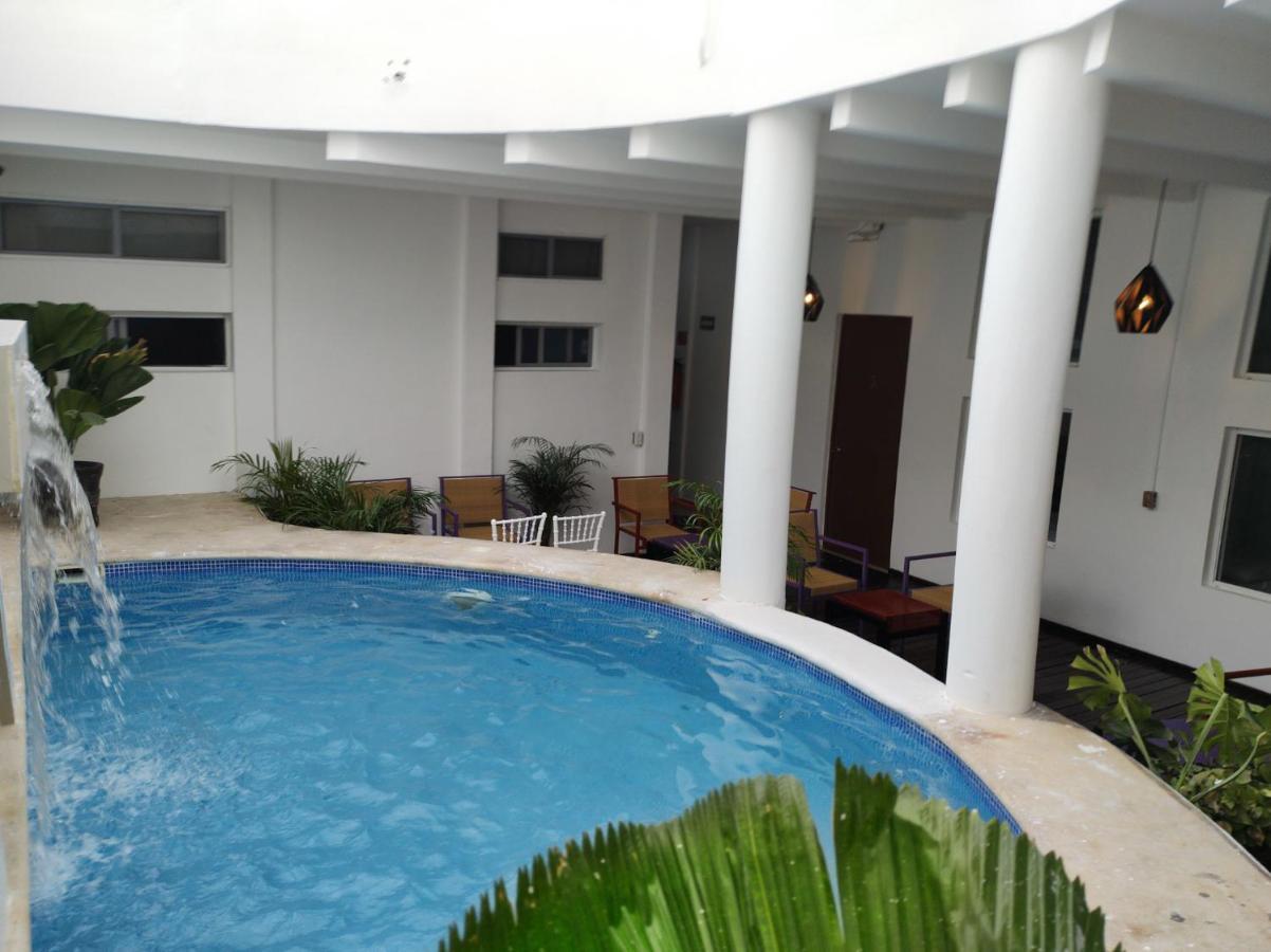 Lezzoto 2.5 Beach Playa del Carmen Buitenkant foto